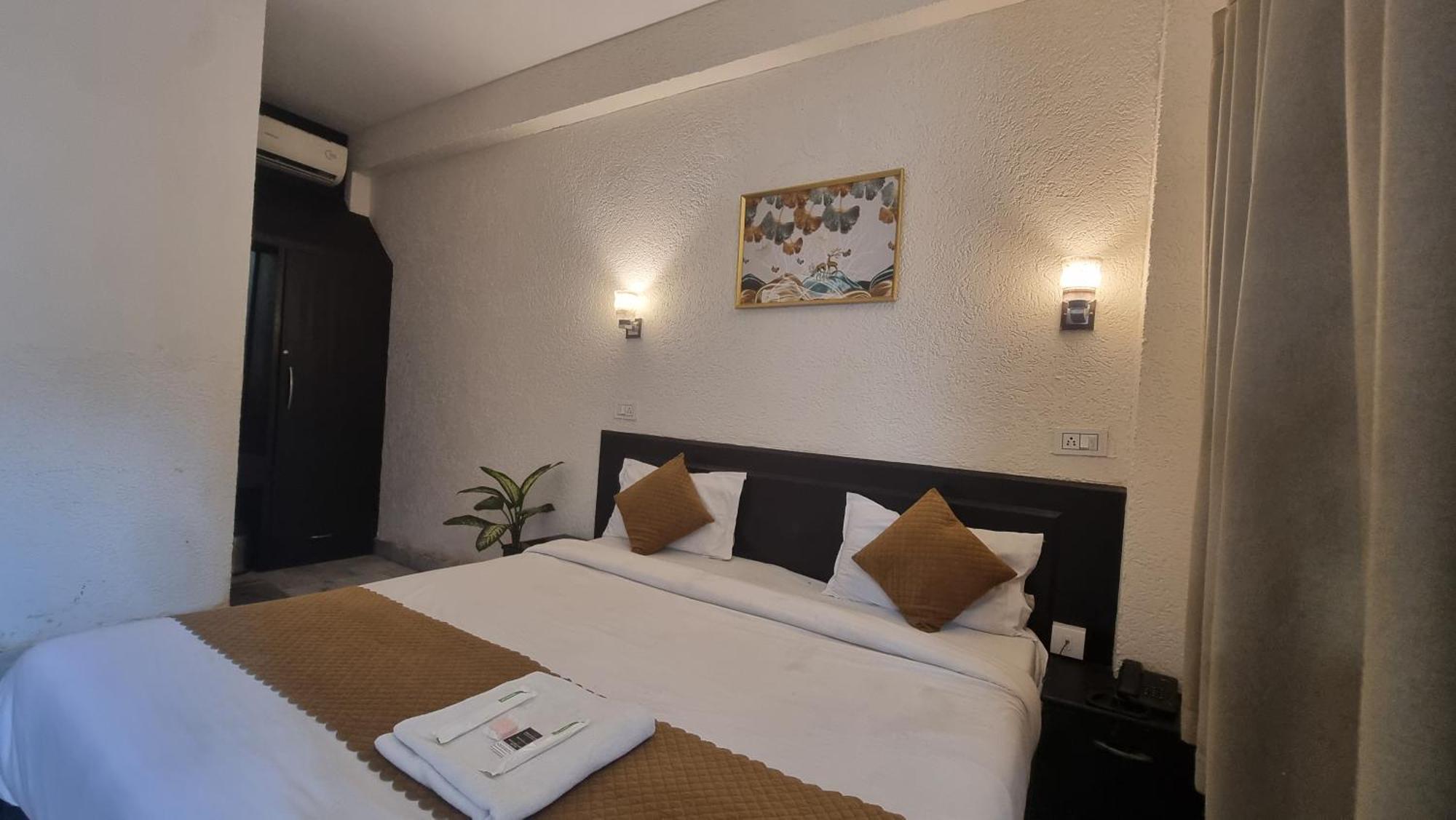 Praana Wellness Resort By Around Stays Rishīkesh Exterior foto